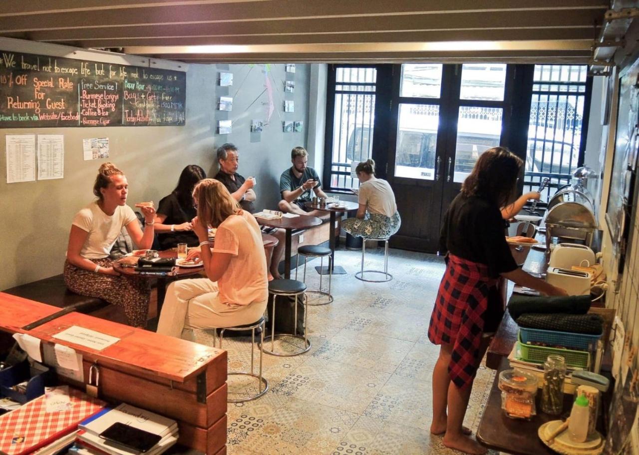 Baobabed Hostel Yangon, Myanmar Екстериор снимка