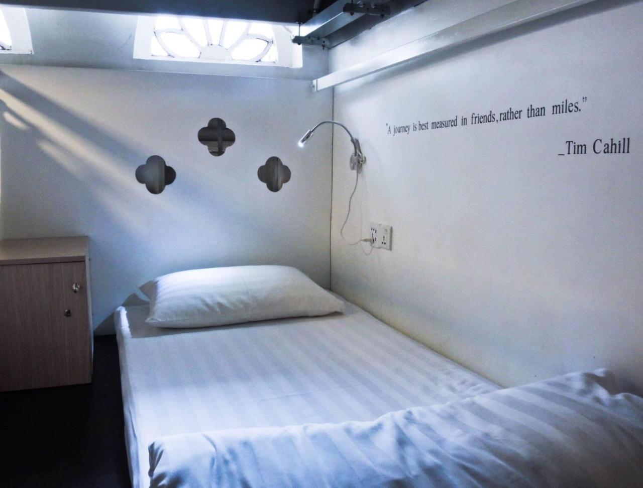 Baobabed Hostel Yangon, Myanmar Екстериор снимка