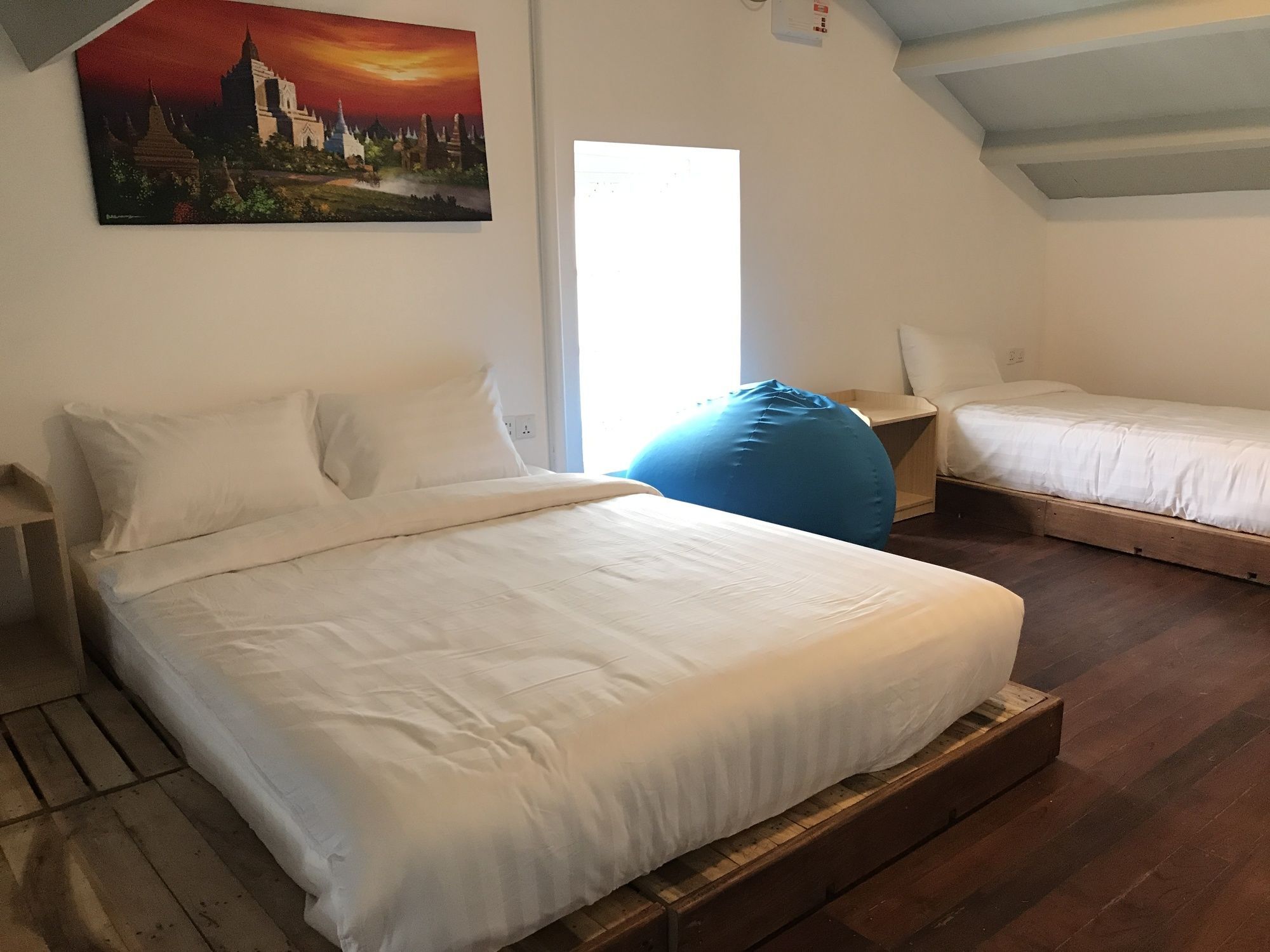Baobabed Hostel Yangon, Myanmar Екстериор снимка
