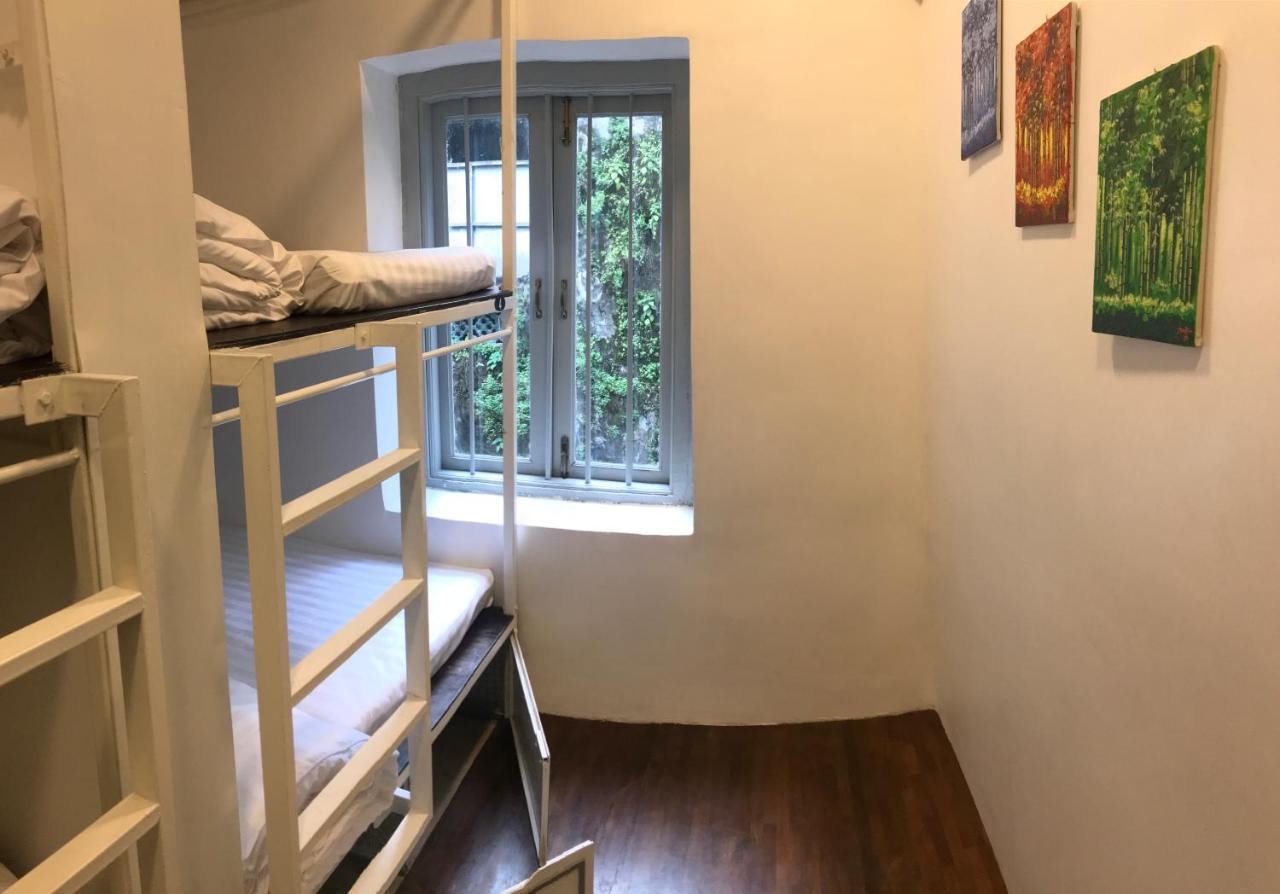 Baobabed Hostel Yangon, Myanmar Екстериор снимка